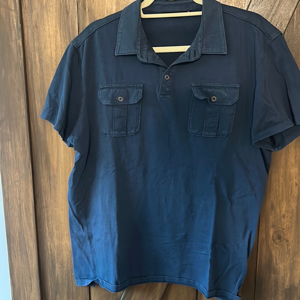 2 Apt 9 men’s polo size xl